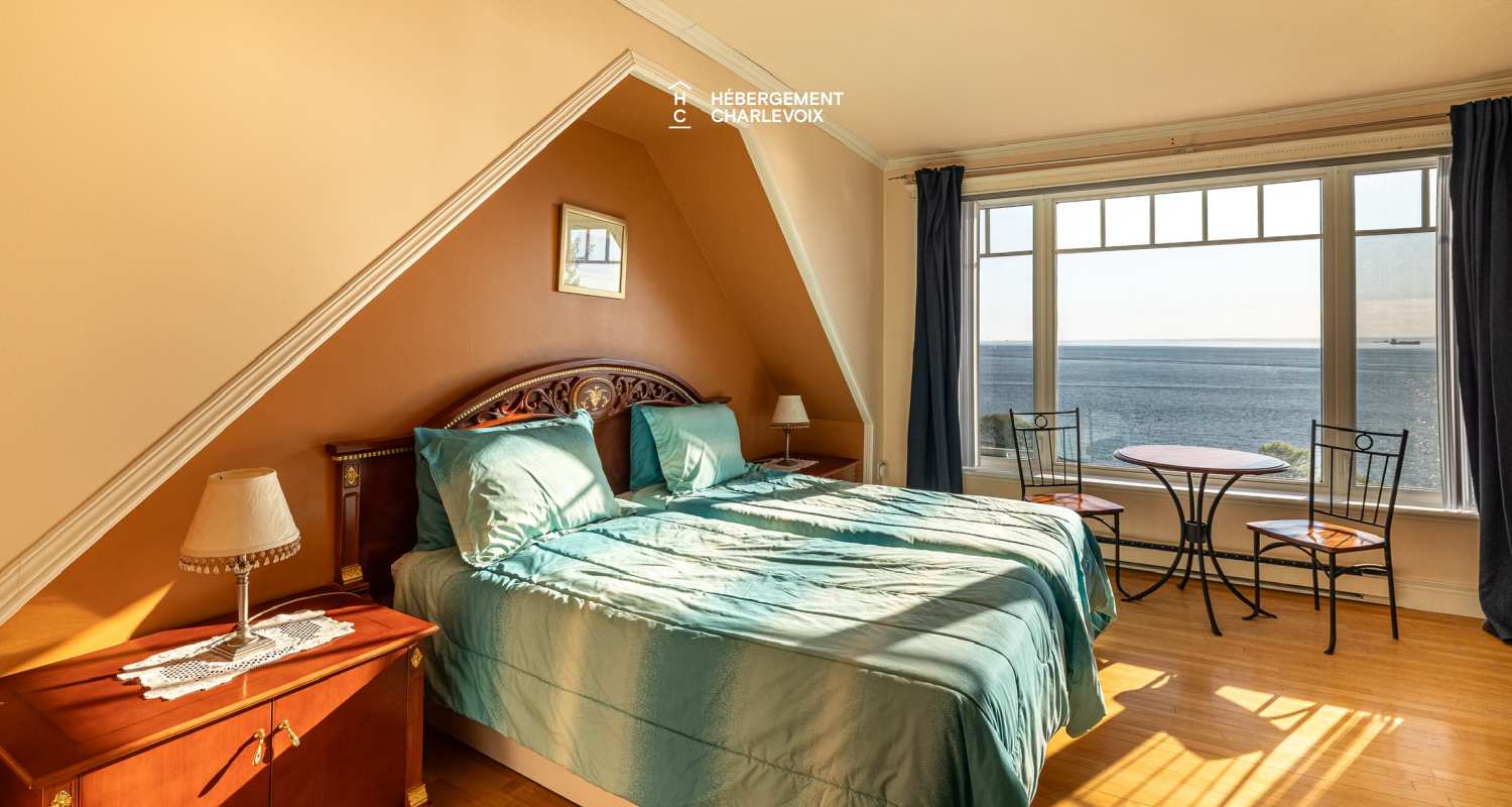 JAU-230 - Historic riverfront home with private hot tub